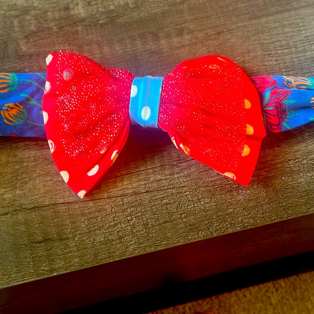 Matilda Jane ‘So. Very Merry Bow’.